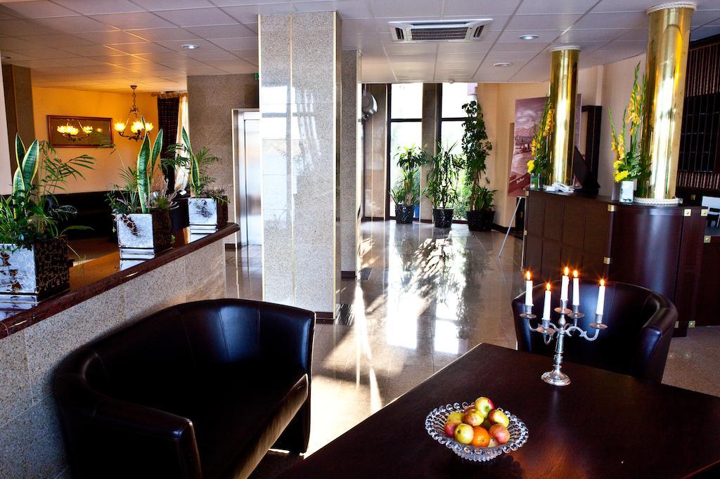 Shuma Otel Dąbrowa Górnicza Dış mekan fotoğraf