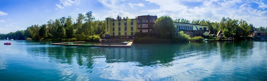 Shuma Otel Dąbrowa Górnicza Dış mekan fotoğraf