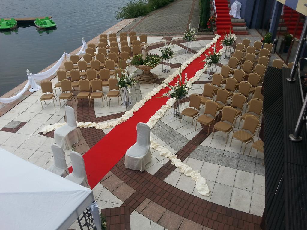 Shuma Otel Dąbrowa Górnicza Dış mekan fotoğraf